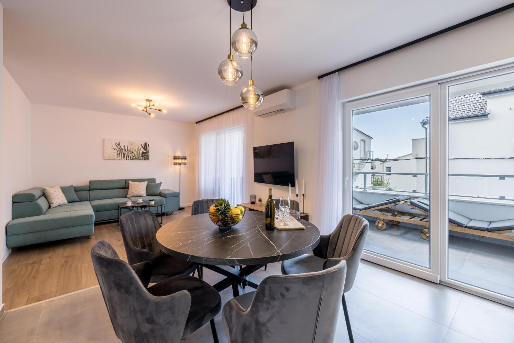 Adriatic Nest, Cozy And Modern Two Bedroom Apartment Kaštela Buitenkant foto