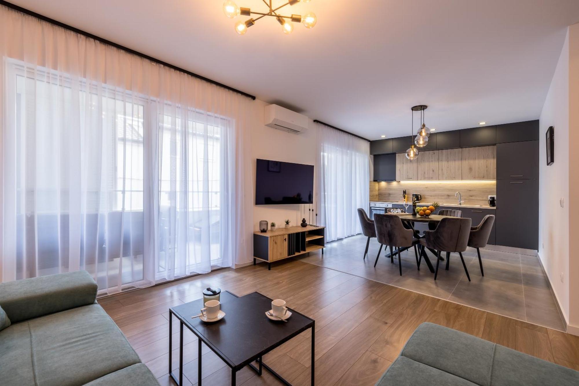 Adriatic Nest, Cozy And Modern Two Bedroom Apartment Kaštela Buitenkant foto